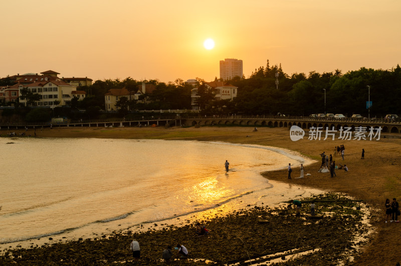 山东青岛太平角公园黄昏海滨风景