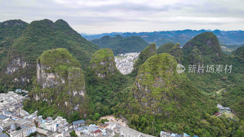 广西桂林阳朔山水风光航拍图