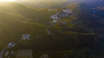 浙江杭州临安山村指南村秋天晨曦