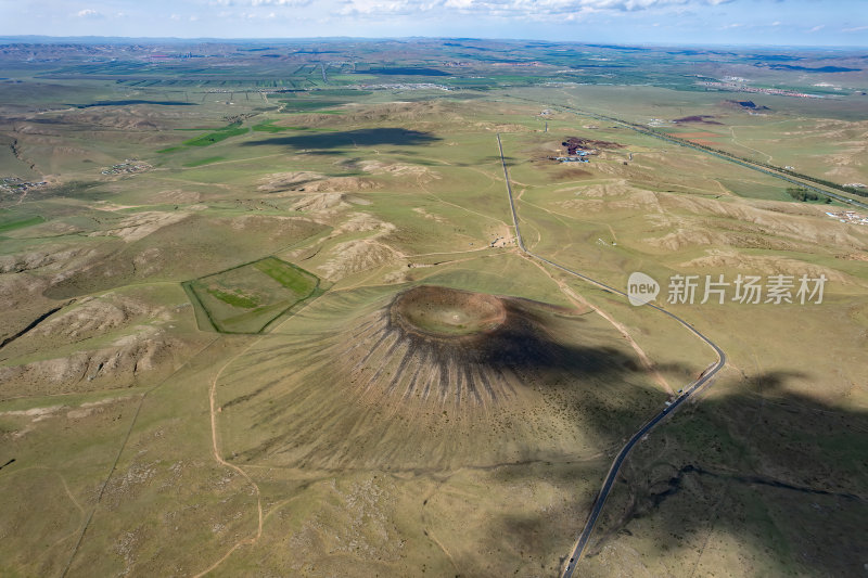 内蒙古乌兰布统乌兰哈达黑色火山群航拍