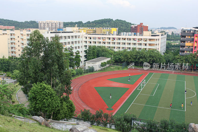 学校足球场