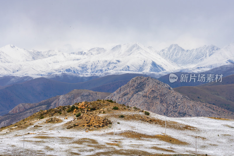 318川藏线川西甘孜高海拔草原雪山自然风光