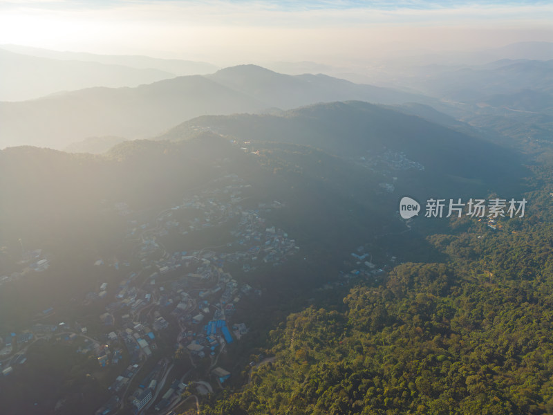 航拍山区乡村田园风光