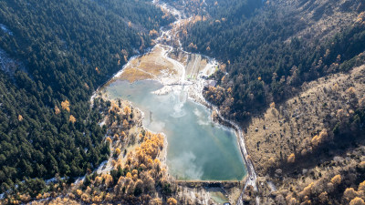 四川阿坝理县毕棚沟景区的秋色正浓