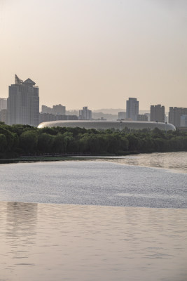 河南三门峡陕州公园天鹅湖景点景观