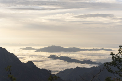 冰晶顶云海