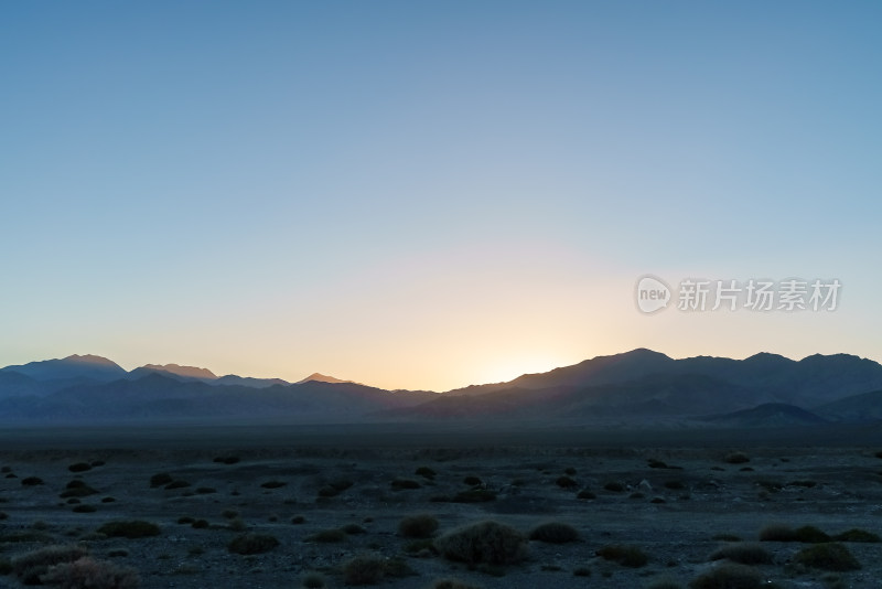 中国青海冷湖石油小镇星空