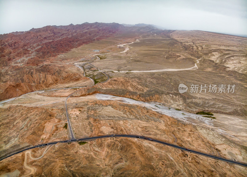 新疆独库公路天山神秘大峡谷