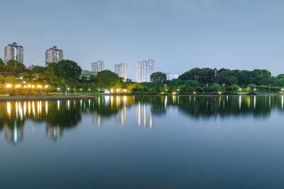 佛山千灯湖公园城市高楼建筑夜景灯光