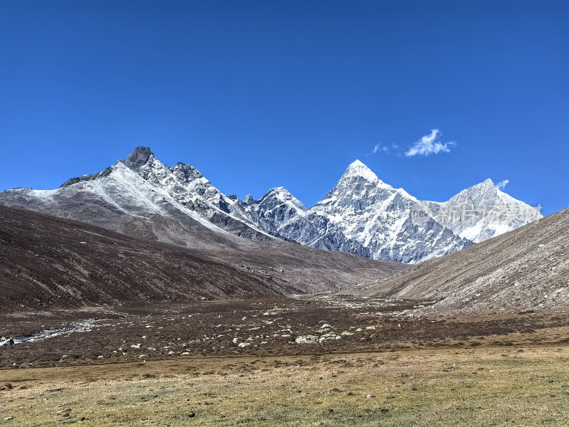 西藏喜马拉雅山脉雪山