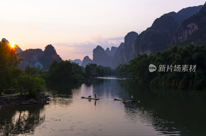 桂林阳朔十里画廊遇龙河夕阳落日山水风光