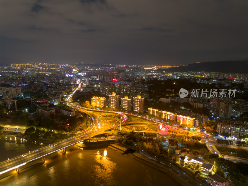 航拍福州城市夜景下与繁华立交桥及周边建筑