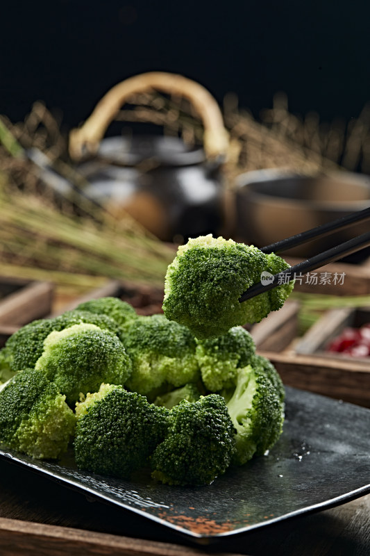 港式茶餐白灼西蓝花