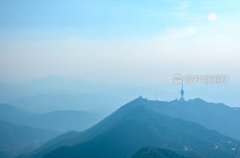 深圳梧桐山旅游景区山峰湖泊电视塔