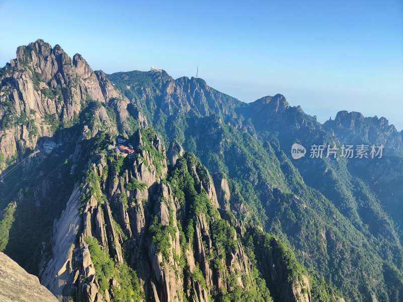 壮观的黄山奇峰景观