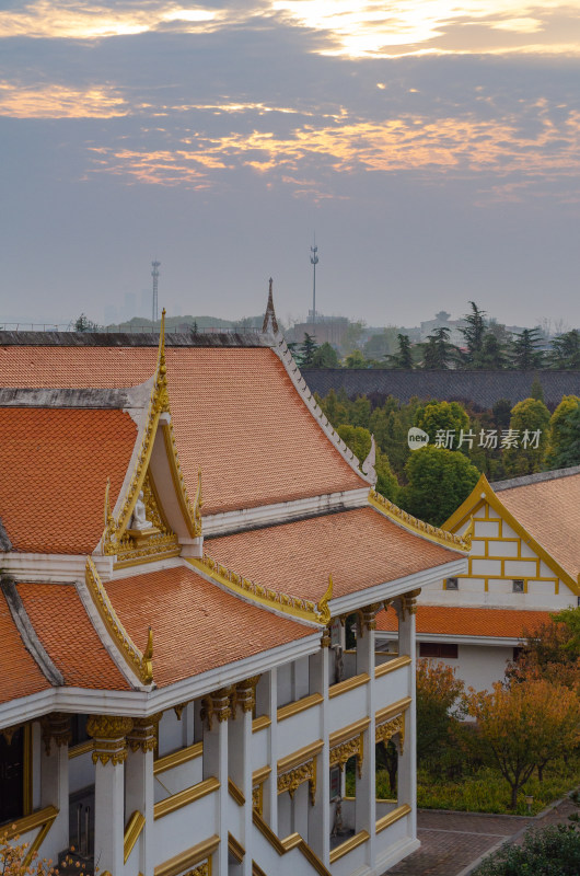 洛阳市白马寺泰国佛殿苑的泰式风格佛寺建筑