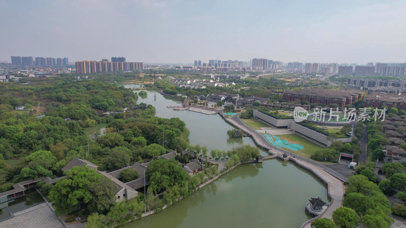 航拍江西南昌八大山人梅湖景区