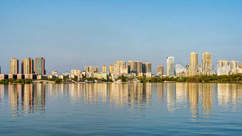 湖北黄石磁湖情人路风景