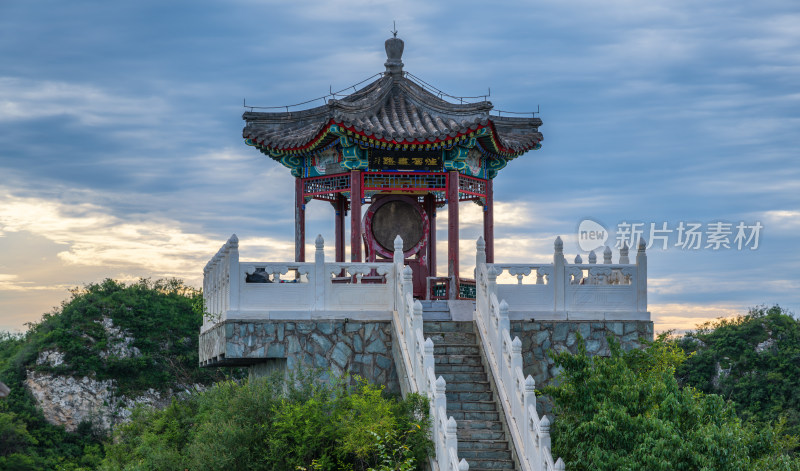 北京丰台区千灵山风景区极乐峰千灵亭