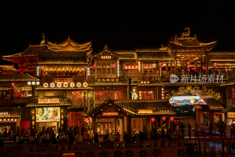 唐山河头老街水上市集夜景