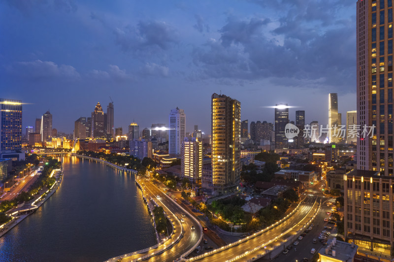 天津海河津湾金融中心城市建筑夜景航拍