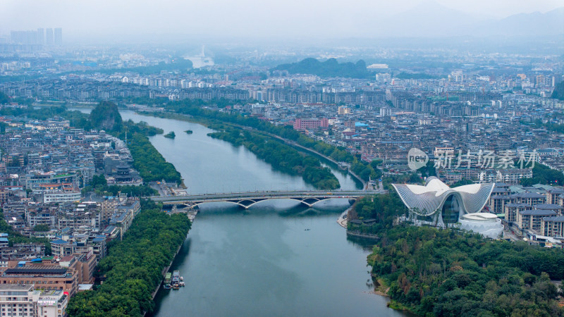 山水环绕的桂林城市风光全景鸟瞰