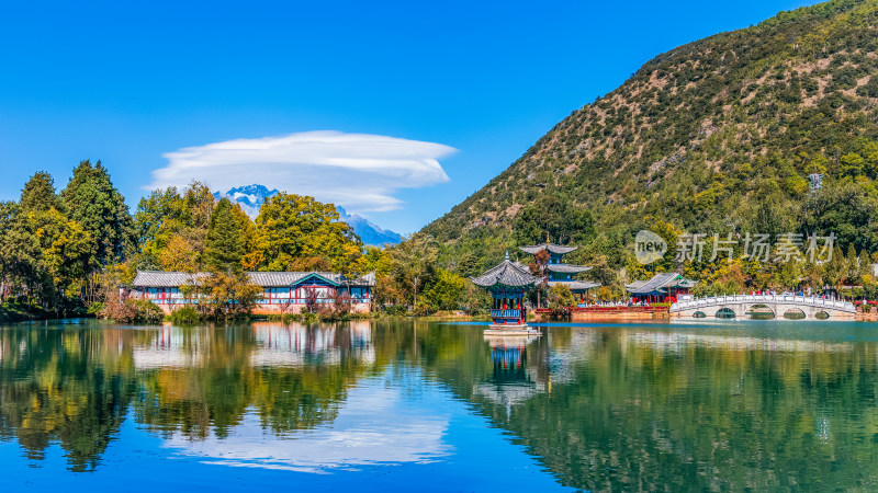 丽江古城黑龙潭景