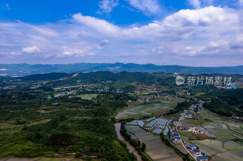 美丽乡村田园风光航拍摄影图