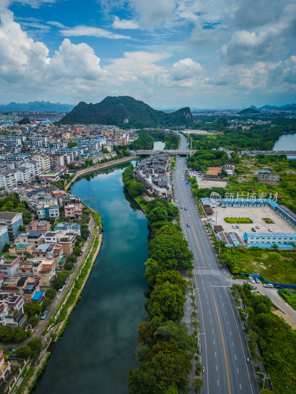 桂林小东江周边城市建筑