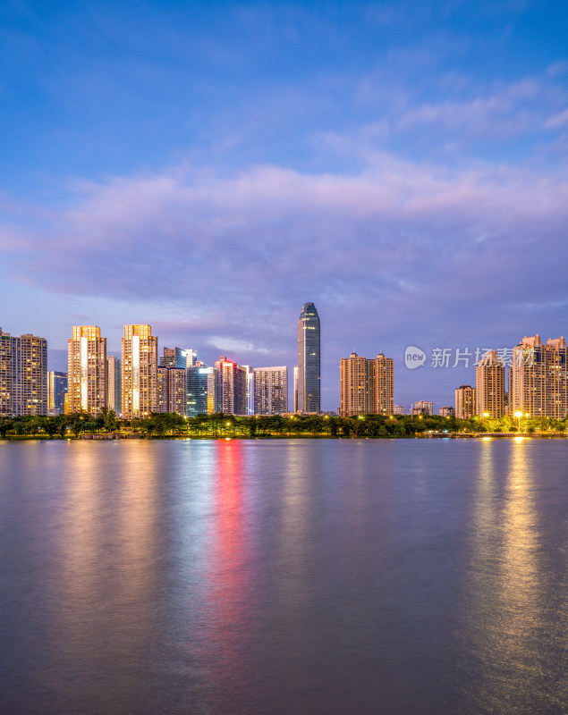 广东惠州富力 丽港中心夜景