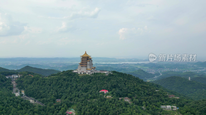 航拍湖北黄石东方山风景区东昌阁