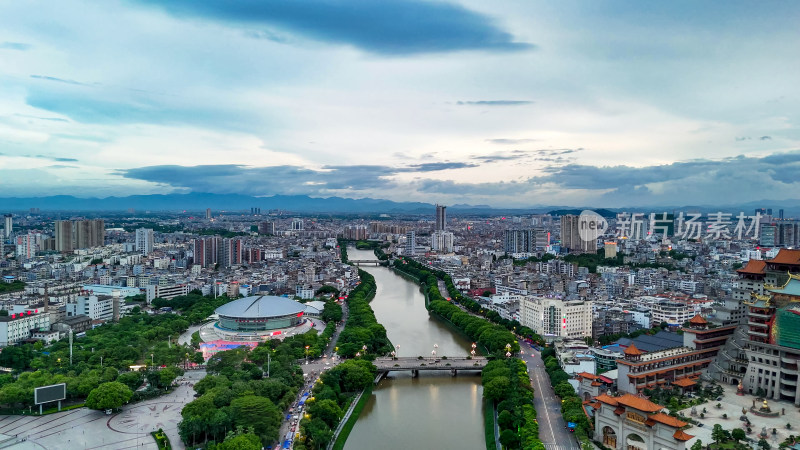 玉林城市晚霞夕阳航拍图