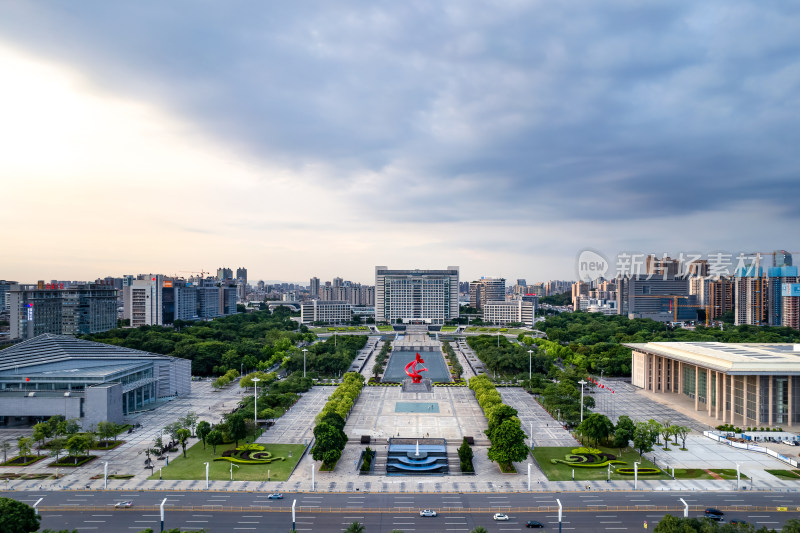 城市广场全景鸟瞰图