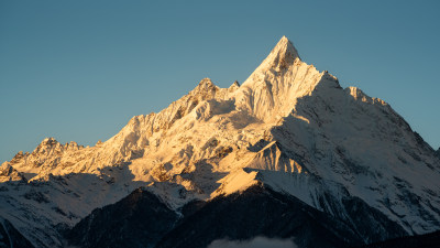 缅茨姆日照金山