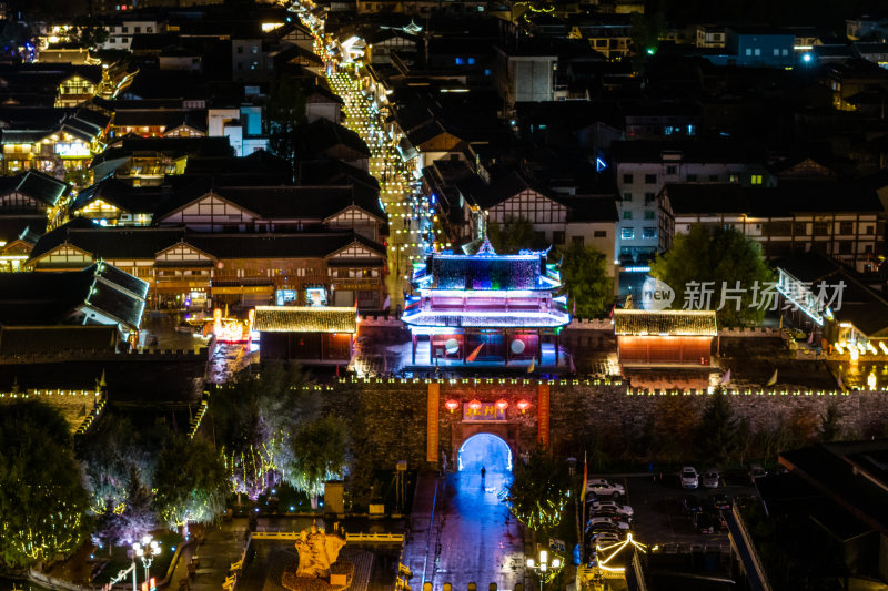 阿坝州松潘古城夜景航拍