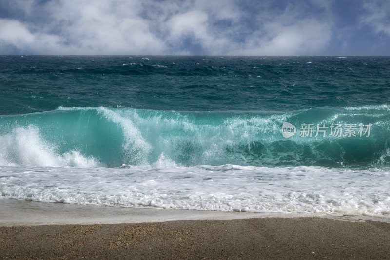 大海浪花巨浪浪潮汹涌海浪波涛汹涌