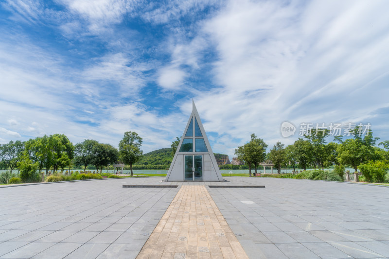 湖州丝绸小镇景区（西山漾景区）地标建筑