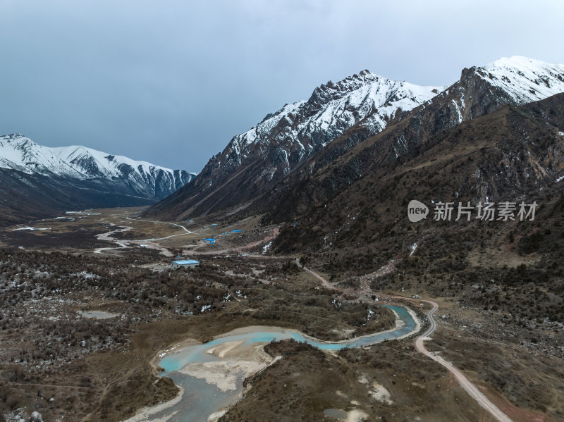 西藏那曲地区布加雪山冰川冰湖高空航拍