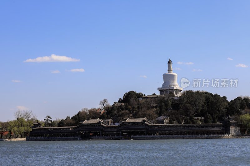 北海公园的春天