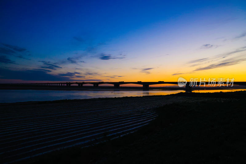 日落黄河大桥