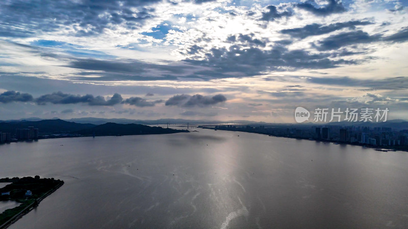 广东汕头海湾夕阳晚霞航拍