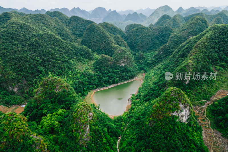 安顺格凸河风景区天赐湖