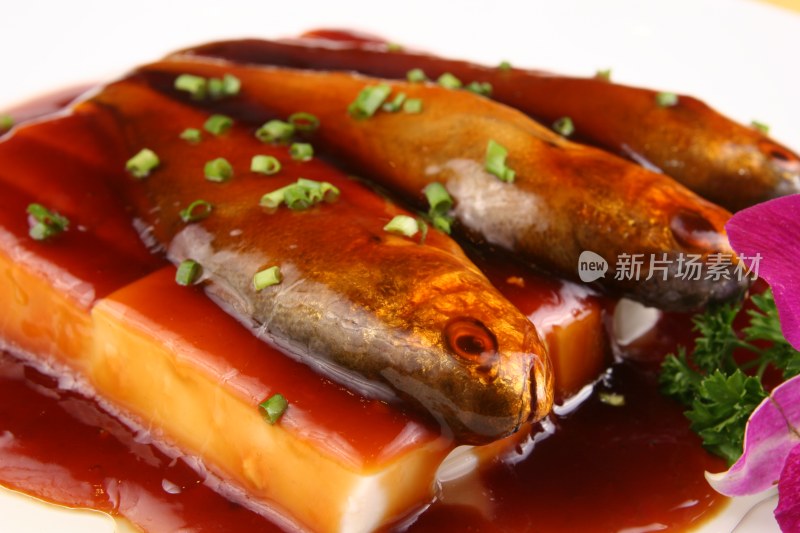 小黄鱼烤豆腐