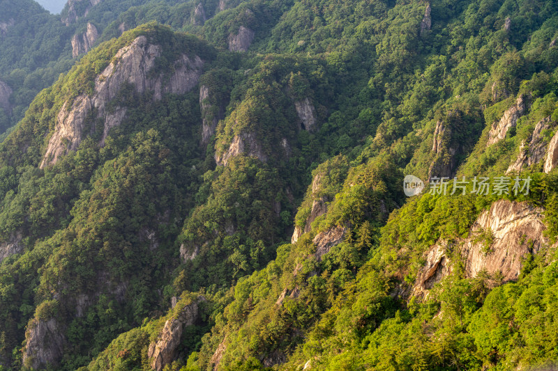 河南洛阳栾川老君山大山山脉特写