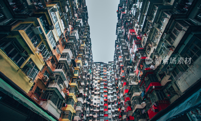 香港北角鲗鱼涌的怪兽大厦住宅楼景观