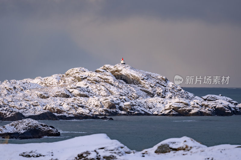 挪威罗弗敦群岛北极圈雷纳冬季雪景渔船风光