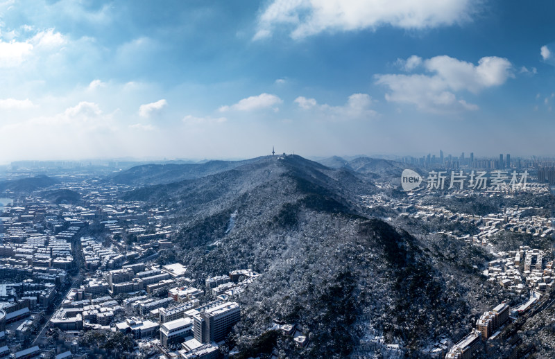 长沙岳麓山雪后风光