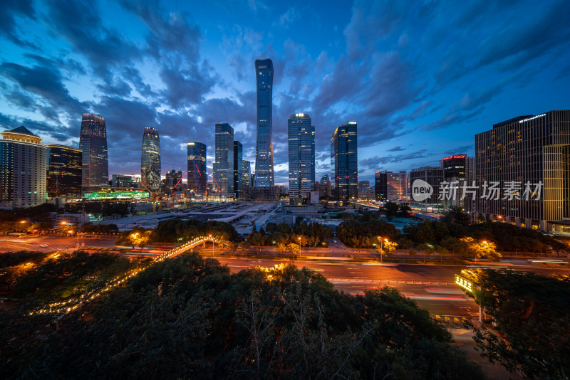 北京国贸CBD日落夜景