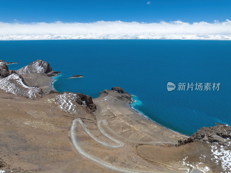 西藏那曲纳木措圣象天门湖泊雪山高空航拍