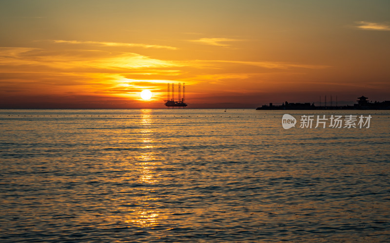 山东烟台蓬莱阁八仙过海景区海上日出景观